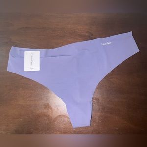 Calvin Klein Invisibles Thong LOT OF 3